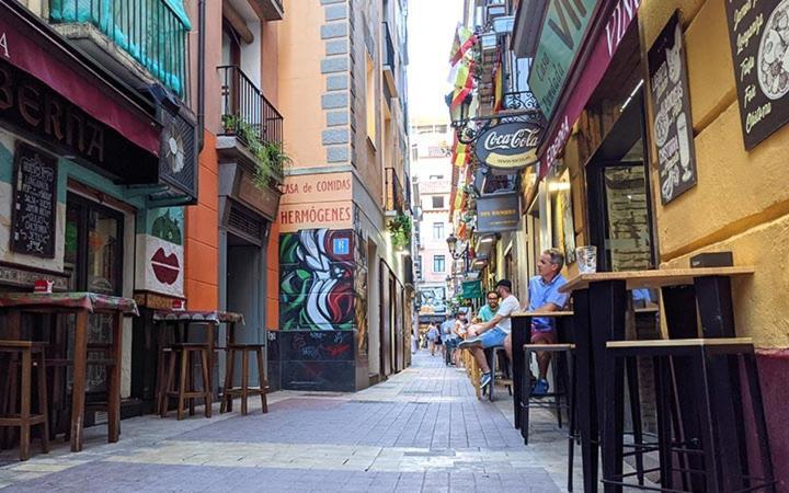 Piso Para 4 Con 2 Parking En Casco Historico De Zaragoza 2 Noches Minimo Zewnętrze zdjęcie